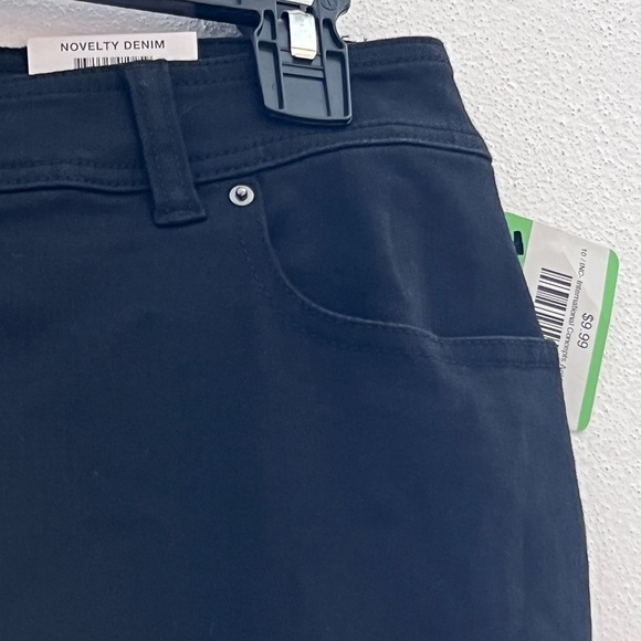 INC Double Ruffle-Hem Ankle Jeans - Black Size 10 - Picture 7 of 8